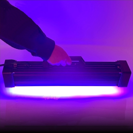 Ультрафиолетовый светильник для дискотек